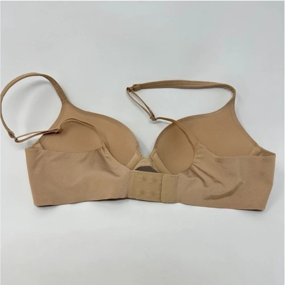 SKIMS Ultimate Push Up Plunge Bra Tear drop size 36DD - Picture 6 of 6